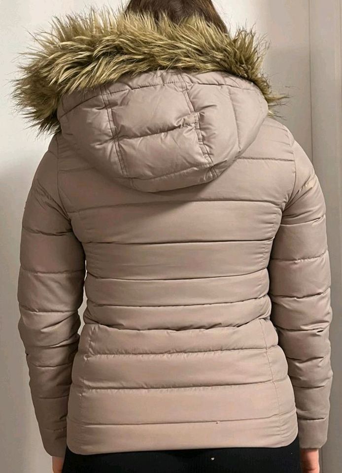 Tommy Hilfiger Jeans Daunen Winterjacke Beige in Berlin