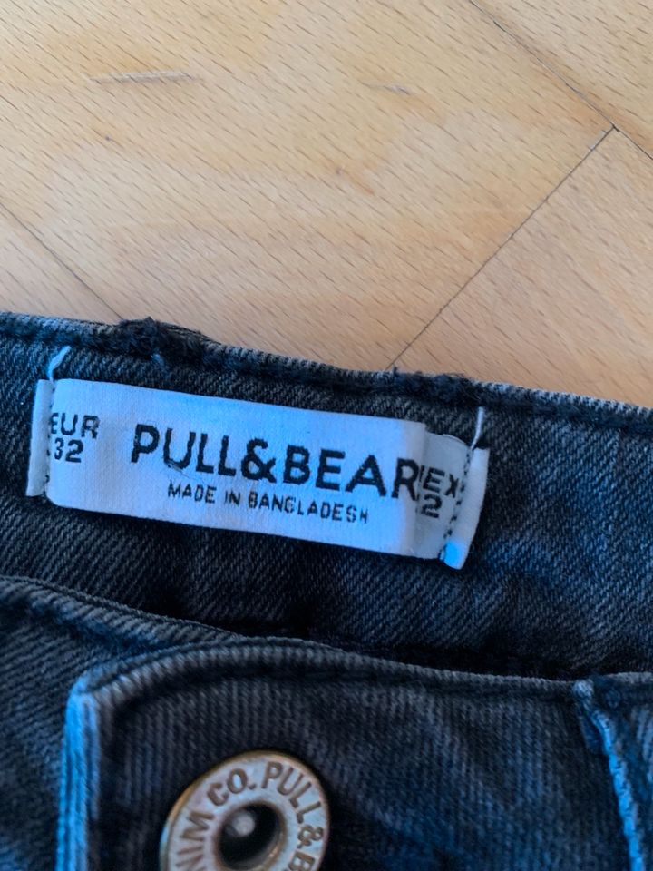 Jeans Shorts Pull & Besr Gr. 32 in Kressbronn am Bodensee