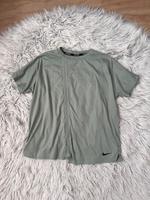 Nike Running Shirt top oversize asymmetrisch Pastell salbei Rundh Düsseldorf - Pempelfort Vorschau
