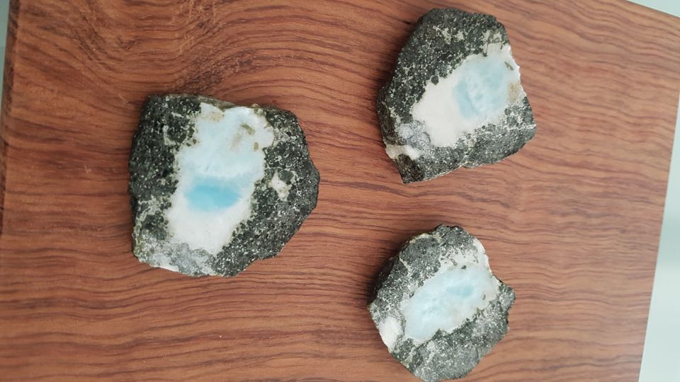 Larimar… Meditationsstein, Heilstein, Naturstein! Sch. 36 in Neusäß