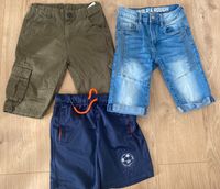 3 kurze Hosen Größe 128 + 1 Hose gratis Hessen - Florstadt Vorschau