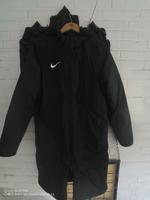 Nike Trainermantel neu, gewaschen gr S gross schwarz Nordrhein-Westfalen - Meerbusch Vorschau