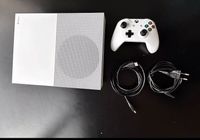 Xbox one s in weis mit Controller und Kabeln funktioniert einwand Bergedorf - Hamburg Allermöhe  Vorschau