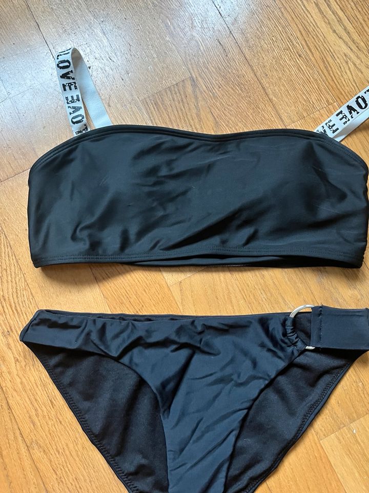 Bikini SHEIN S schwarz in Schleswig