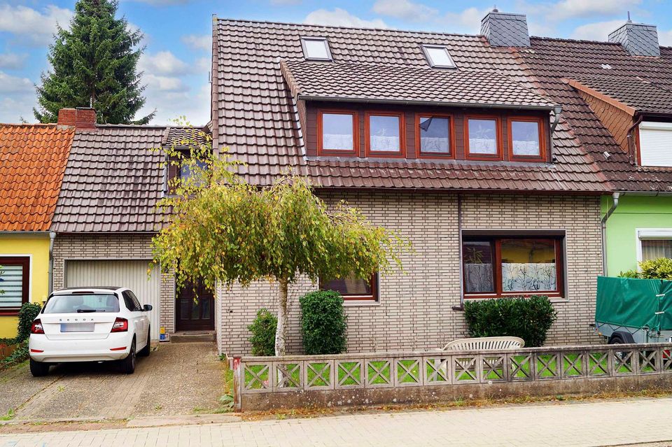 Provisionsfrei: Reihenmittelhaus mit Dachterrasse und Garten in Verden