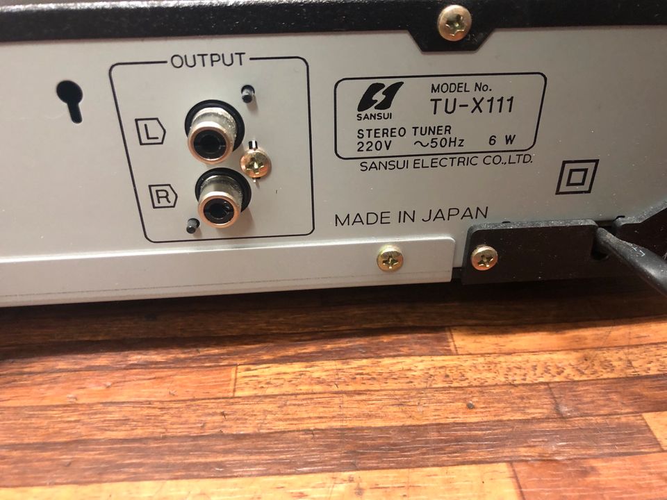 Sansui TU-X111 Tuner / Synthesizer guter Zustand in Sindelfingen