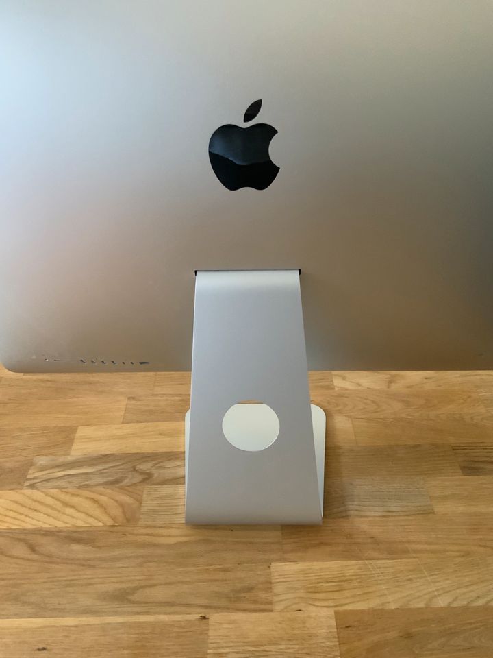 Verkaufe / Tausche Apple iMac 27 Zoll  Modell 2017 in Saarbrücken