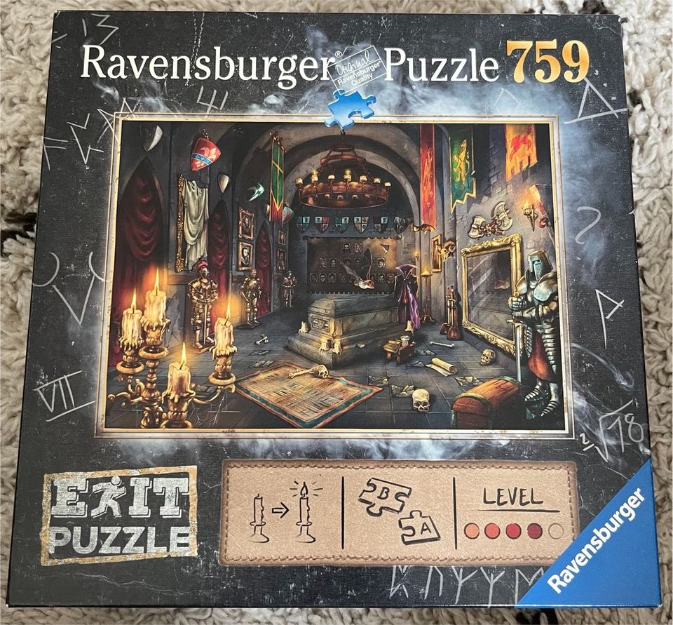 Ravensburger Exit Puzzle Vampirschloss 759 Teile in Hamburg