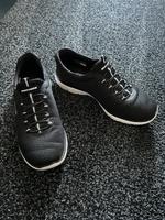 Skechers Sneaker schwarz, Größe 37 fallen aus wie 38 Niedersachsen - Uetze Vorschau
