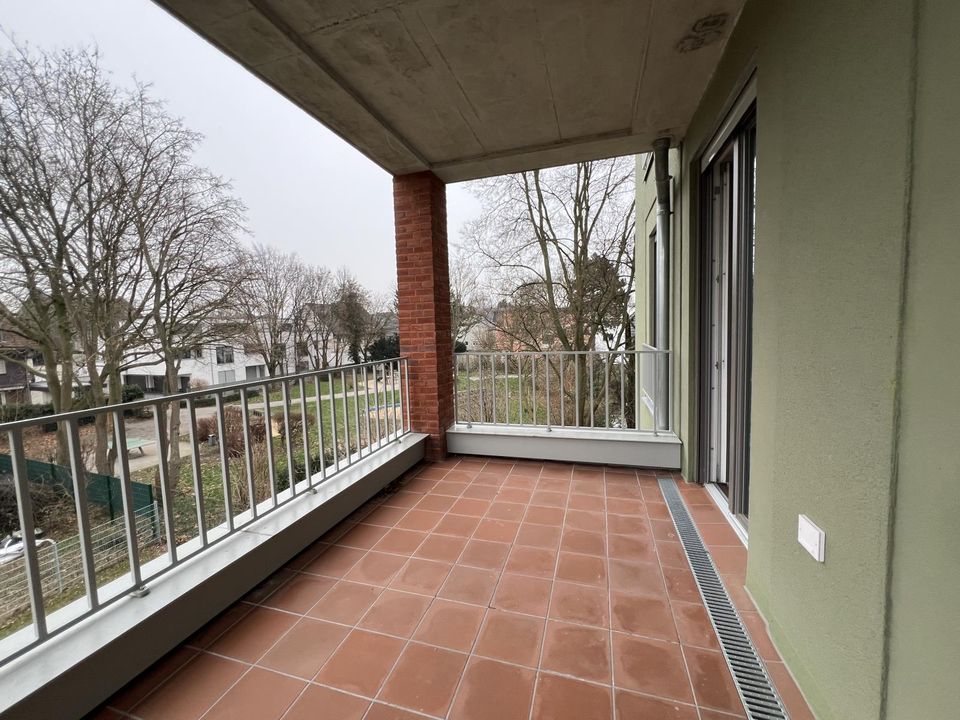 **Moderne 2 Zimmer Penthouse Wohnung mit Balkon!** in Dortmund
