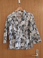 Bluse mit 3/4 Arm, weiß grau dunkelgrau geblümt, Gr. 44 Nordrhein-Westfalen - Werl Vorschau
