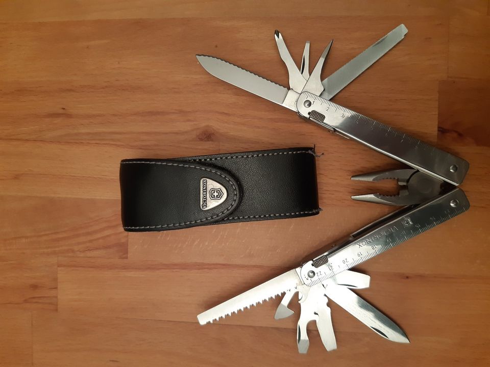 Swiss Tool Taschenwerkzeug Victorinox Pat Pend TOP ! in Krummesse