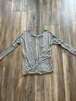 WIE NEU ❤️ BENCH XS 32 34 grau Shirt Top Longsleeve Langarm Damen Hessen - Limburg Vorschau