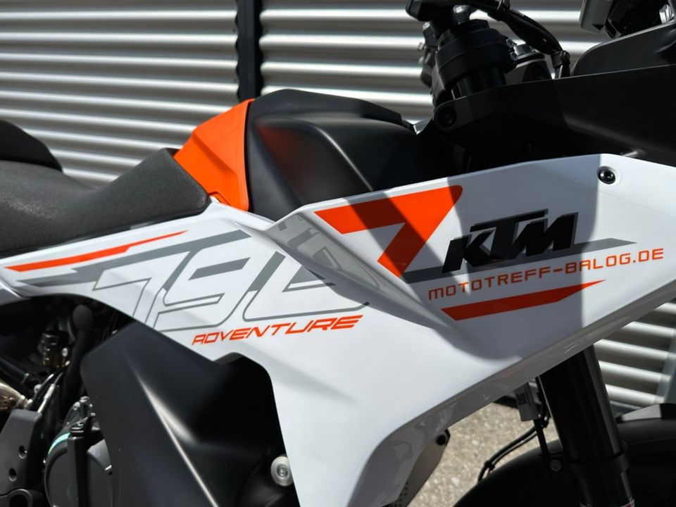 KTM 790 ADVENTURE / MODELL 2024 / "NEW IN" in Holzkirchen