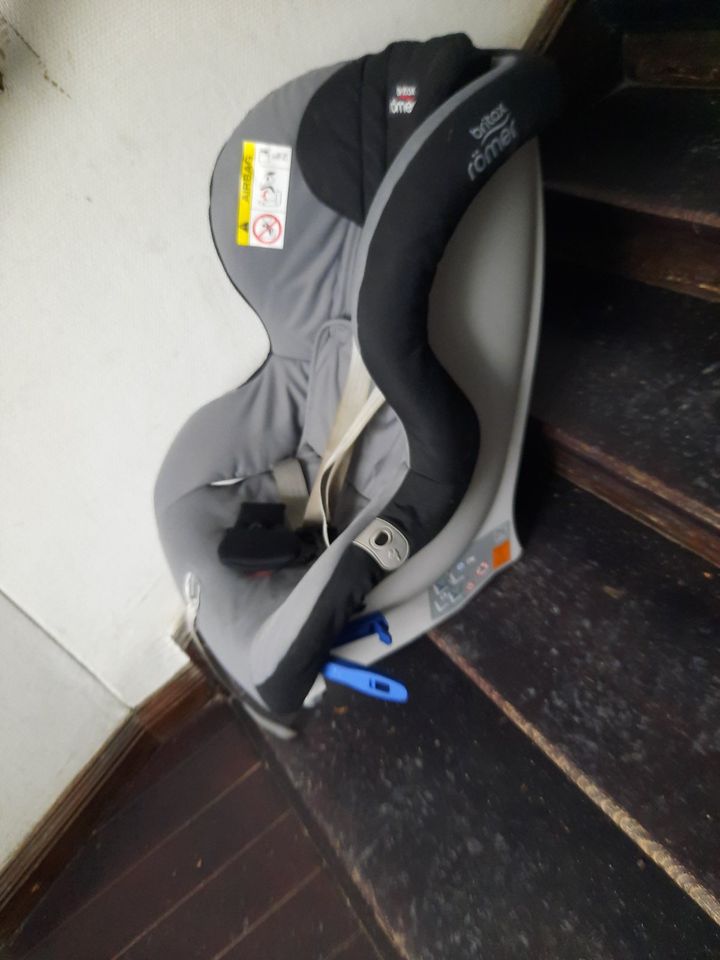 Britax Max-Way Kinder/Baby Autositz in Leipzig