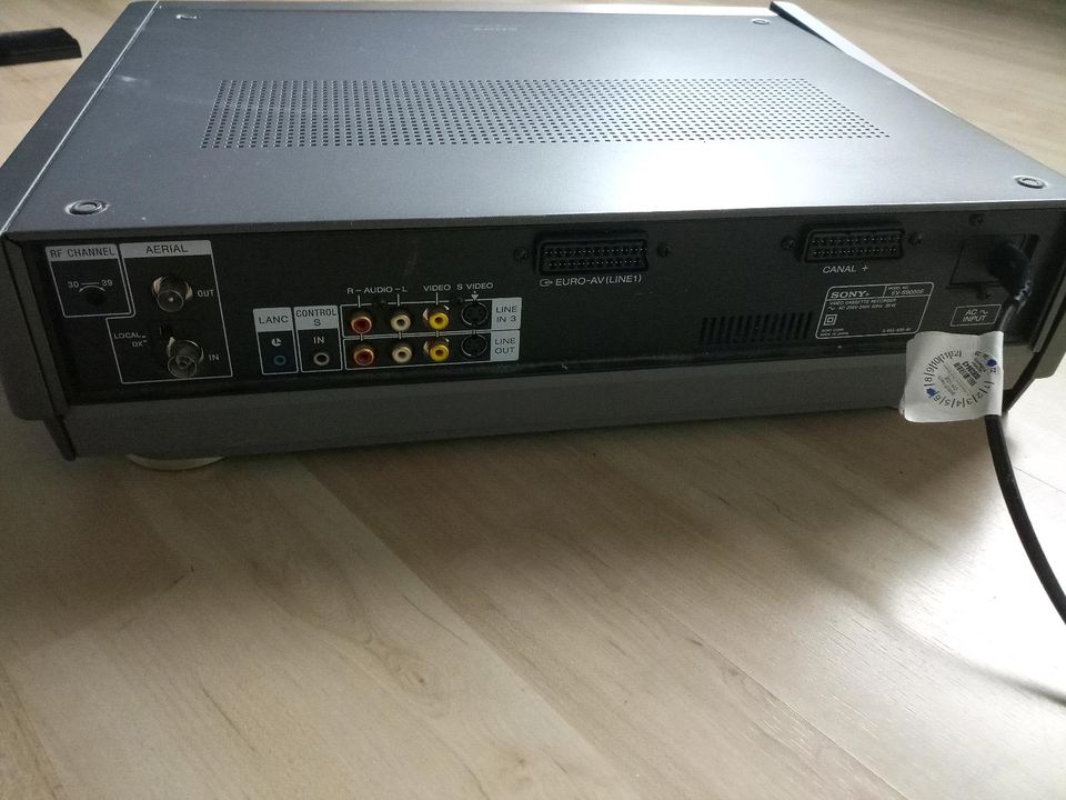 Video Hi8 Recorder Sony EV-S9000 in Saarbrücken