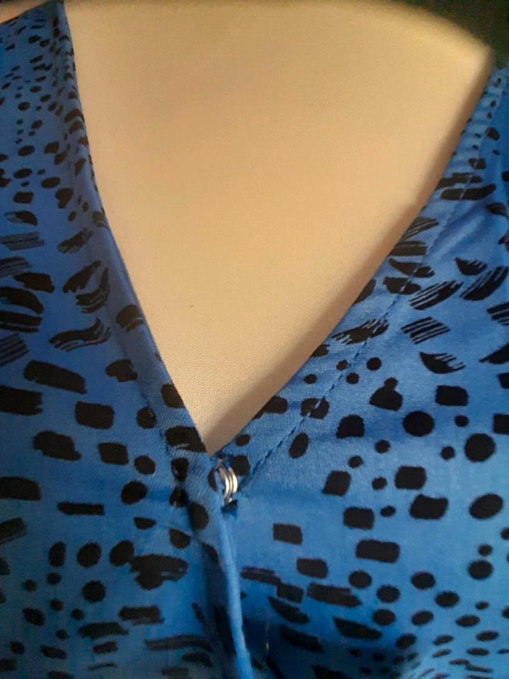 NEU gr 50 Designer Kleid elegant IZABEL LONDON CURVE in Mülsen