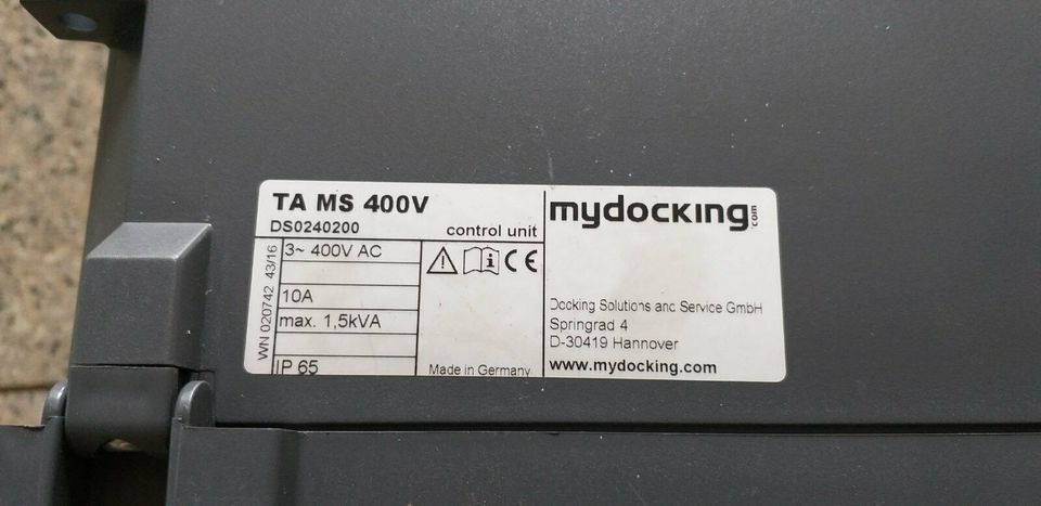 Steuerung Novo i-Vision TADR1 - Mydocking HAD MS 400 V / 230 V in Weinbergen
