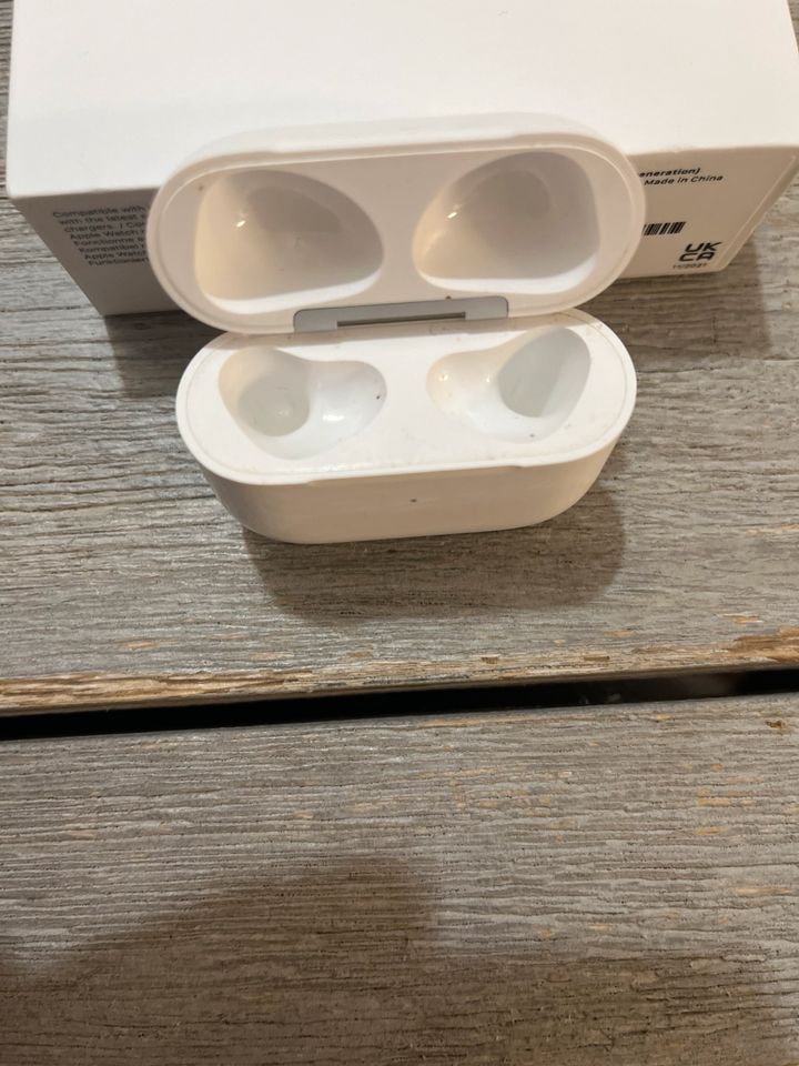 AirPods (3rd Generation) Defekt in Langenau