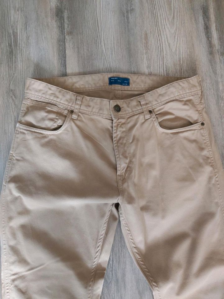 Herrenhose beige von Zara in Köln