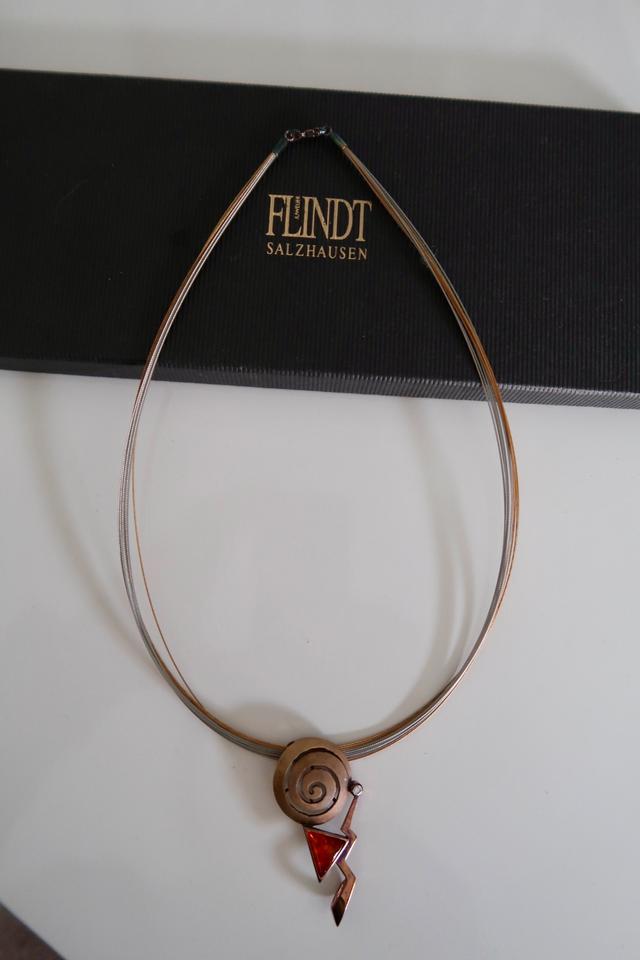 Halskette mit Anhänger - Flindt Salzhausen Juwelier in Neu Wulmstorf