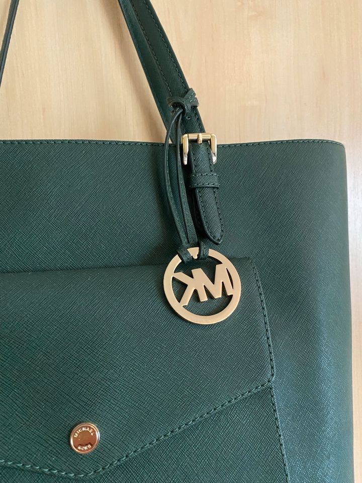 Michael Kors Handtasche in Köln