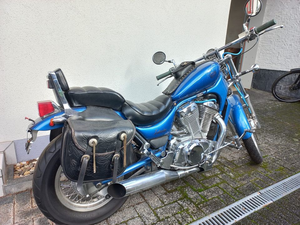 Suzuki vs 750 in Köln