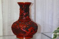 Rote Vase, alte Vase, Vase rot, Blumen, Vögel, Motiv Hessen - Großenlüder Vorschau