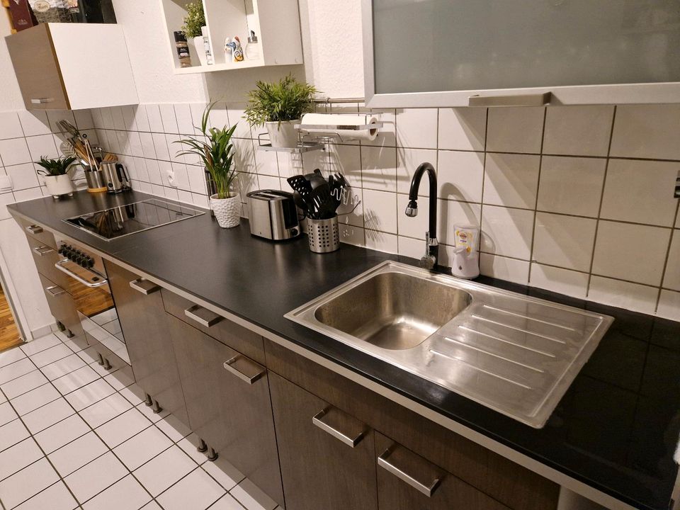 Küchenarbeitsplatte 3,34m x 0,62m + Spüle, Ceranfeld & Ofen in Düsseldorf