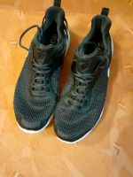 Neuwertig * schwarze Herren Nike Schuhe Gr. 44 Rostock - Markgrafenheide Vorschau