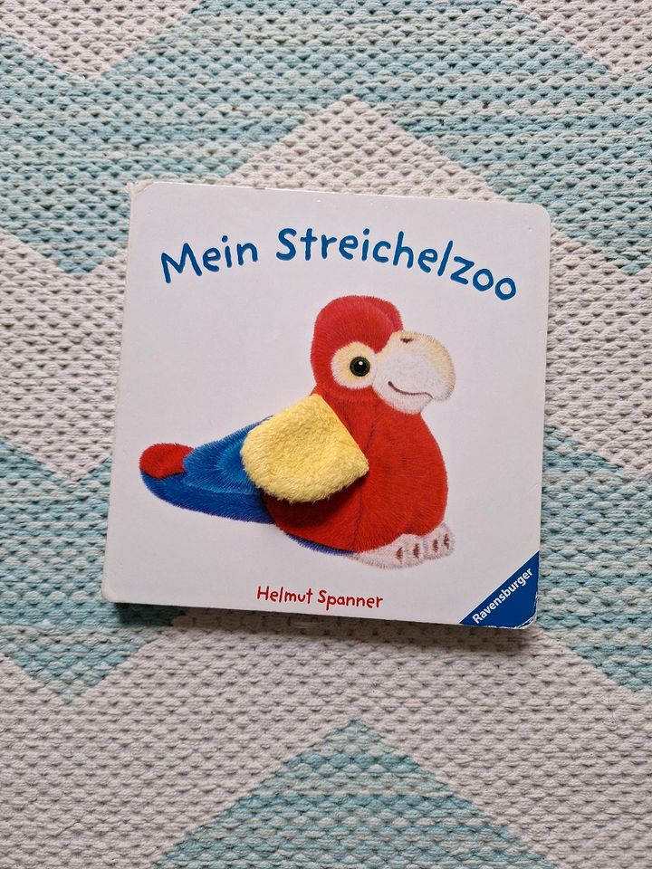 Kinderbuch "Mein Streichelzoo" ab 12 Monate in Essen