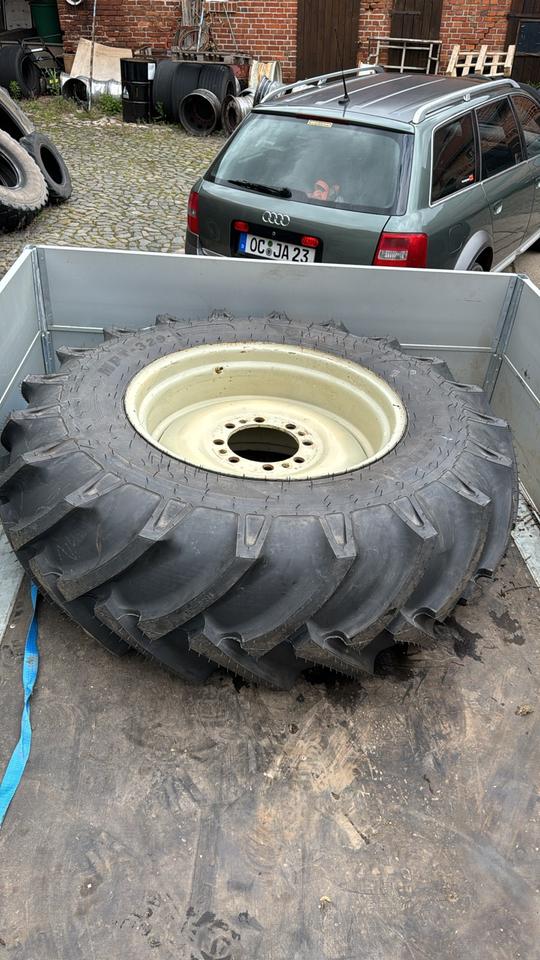 18.4R30 MRL BKT Reifen Räder Belarus Zetor DDR ZT Fortschrit in Beckendorf