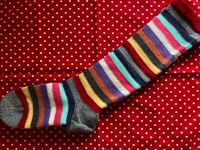 Ringelsocken Stricksocken Hexensocken Fasent Fastnacht 44/45 Baden-Württemberg - Offenburg Vorschau