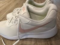 Nike Tanjun Refine NEU Damen Sneaker Turnschuhe  Sportschuhe weiß Saarland - Saarlouis Vorschau