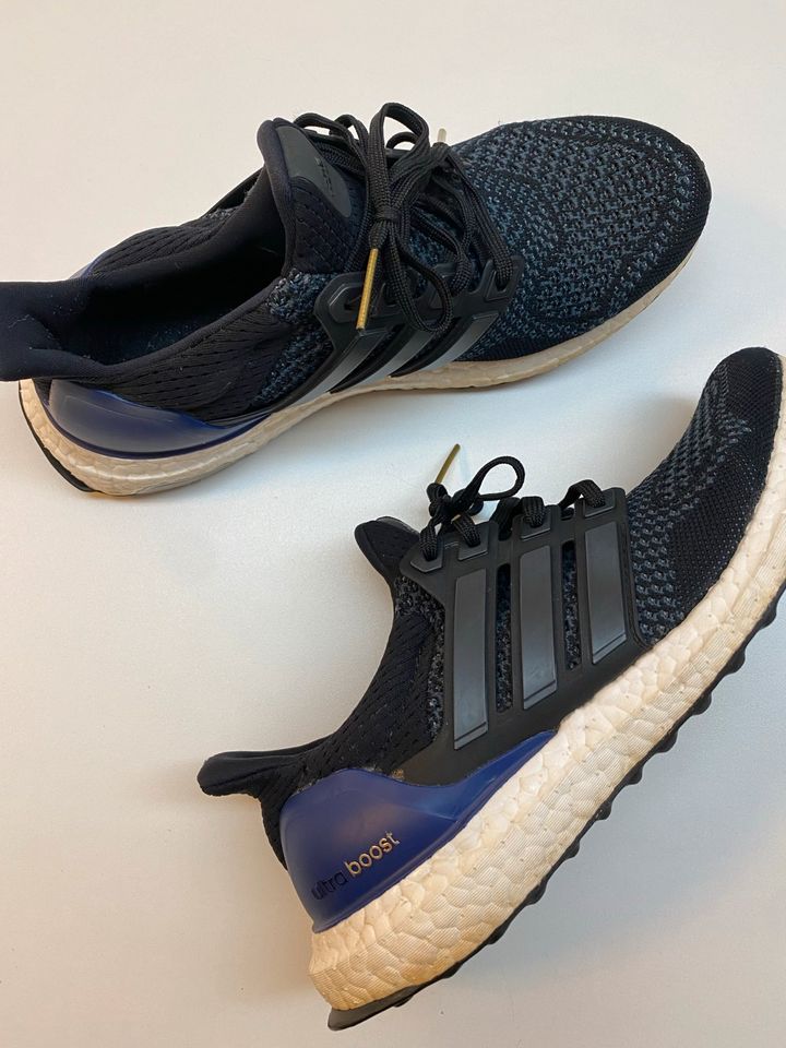 Adidas Ultraboost leichte Trainingsschuhe Joggingschuhe, Gr.39,5 in Berlin