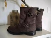 UGG Damen Stiefel NEU Gr.41 Saarland - Saarwellingen Vorschau