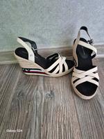 Tommy Hilfiger Frauen Sandalen Nordrhein-Westfalen - Hilden Vorschau