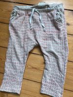 Zara Hose Jogginghose Blumen Gr. 74 Berlin - Schöneberg Vorschau