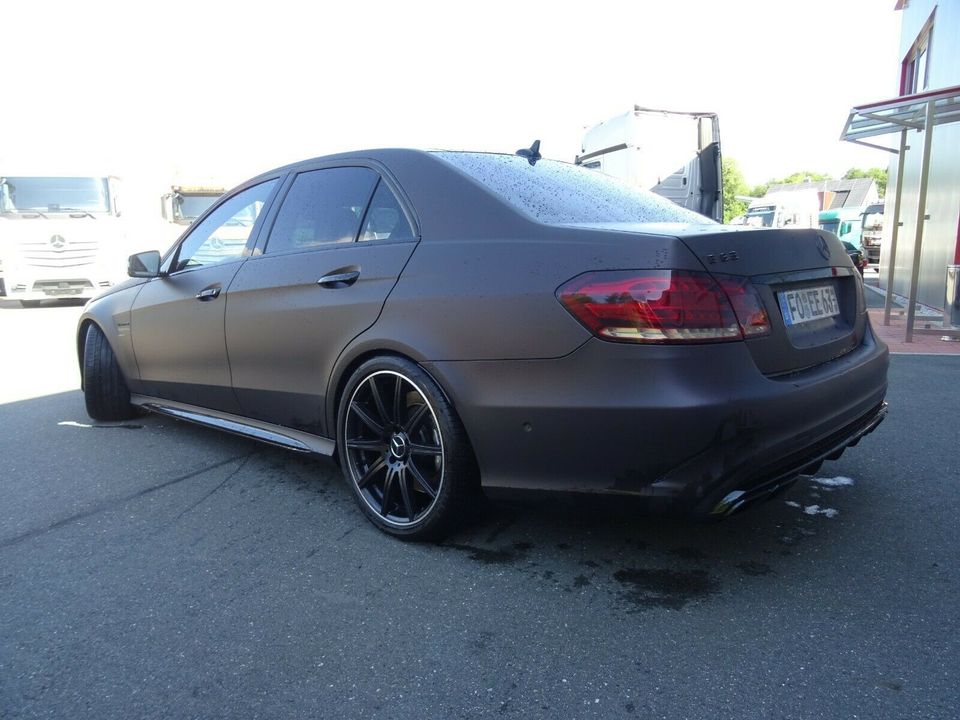 Mercedes-Benz E-Klasse Lim. E 63 AMG  / 850 PS / 1150NM / V8 in Plech