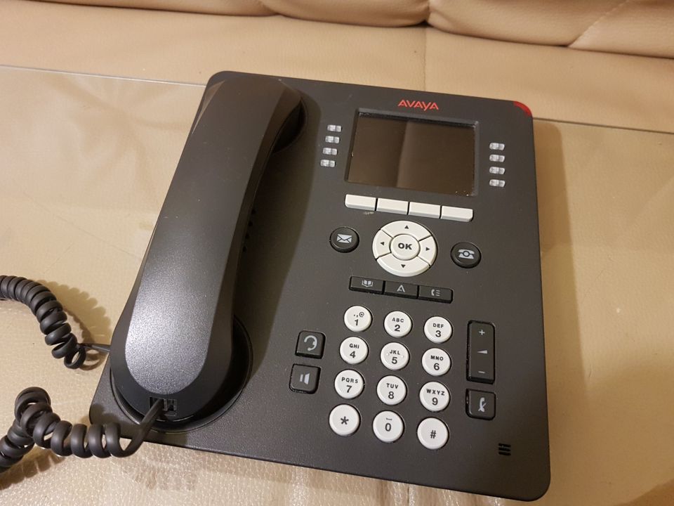 Avaya 9611G IP Deskphone8-Zeilen Display VoIP Telefon Office Tele in Ostrau