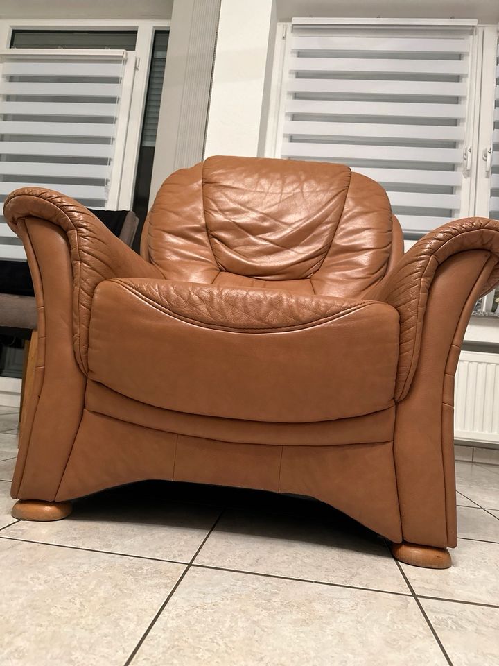 Wohnzimmer Sitzset Echt Leder Couch inkl. Sessel in Neuss