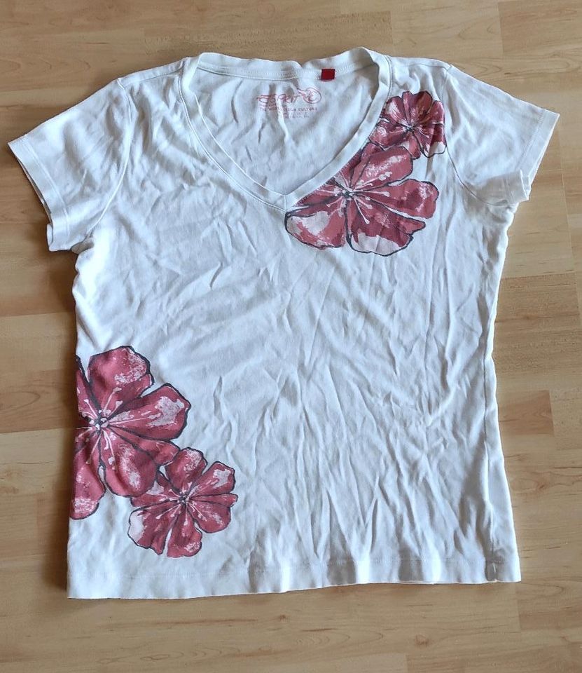 Sommer T-Shirt Gr. 44/46 Esprit Gr. XXL Blumenprint in Chieming