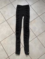 Fornarina Leggings Hose schwarz Gr. M mit Applikationen Wiesbaden - Erbenheim Vorschau