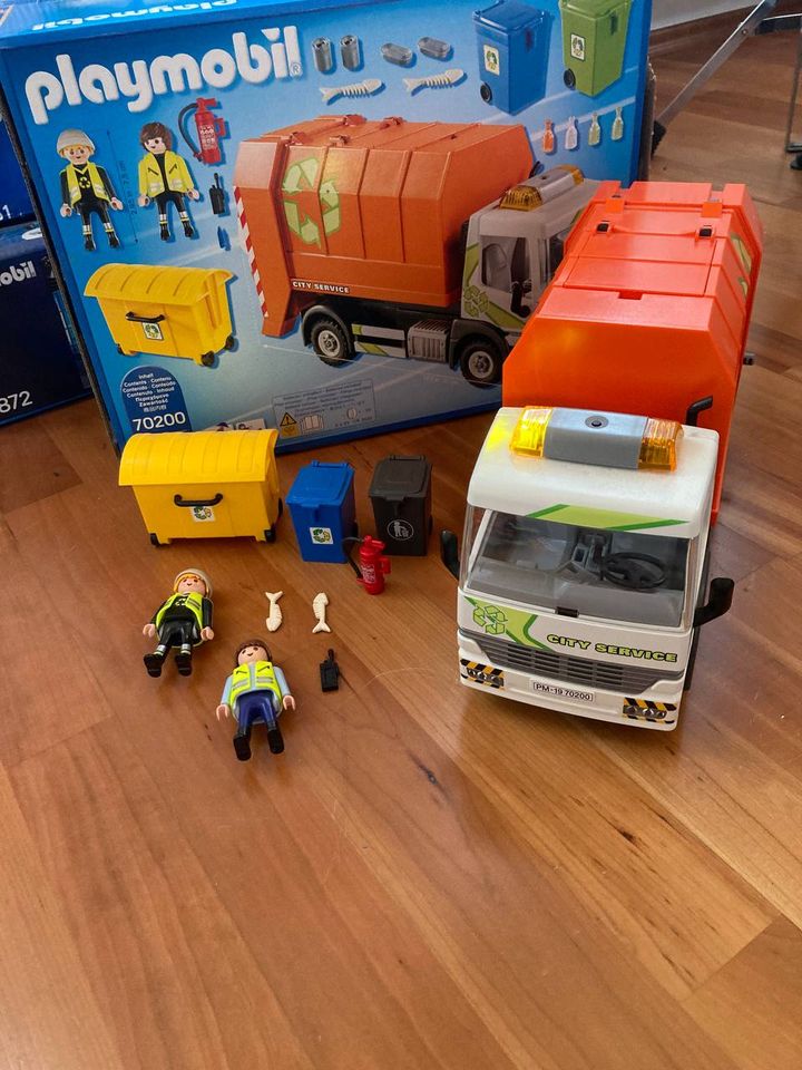 Playmobil 9466 City Action Feuerwehr Unimog Truck Licht + Sound in Römhild