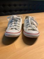 Converse Chucks weiß Halbschuh Sommer Größe US 7,5 Damen Essen-Borbeck - Essen-Vogelheim Vorschau