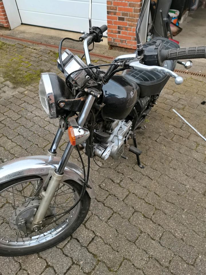 Yamaha sr250 zu Verkaufen in Wöhrden