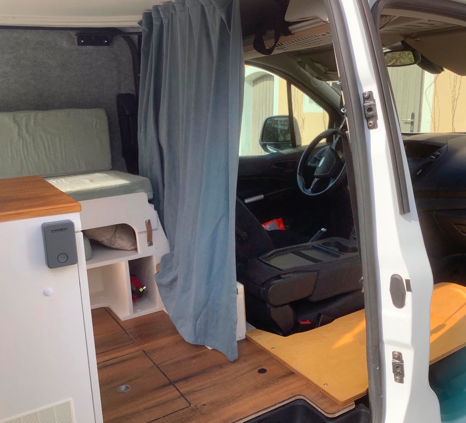 Camper Van ideal für Singletouren (mit Hund) in Salm