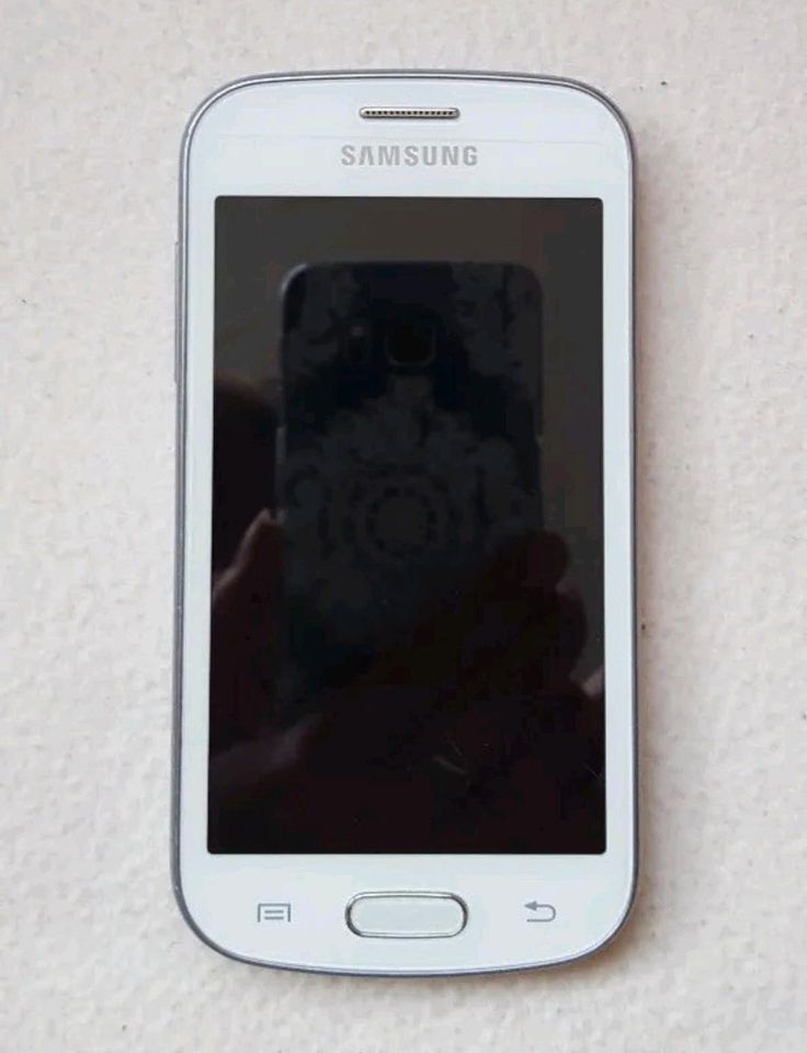 Samsung Galaxy Trend Lite S Android 4.1 ceramic-white in Gerbershausen