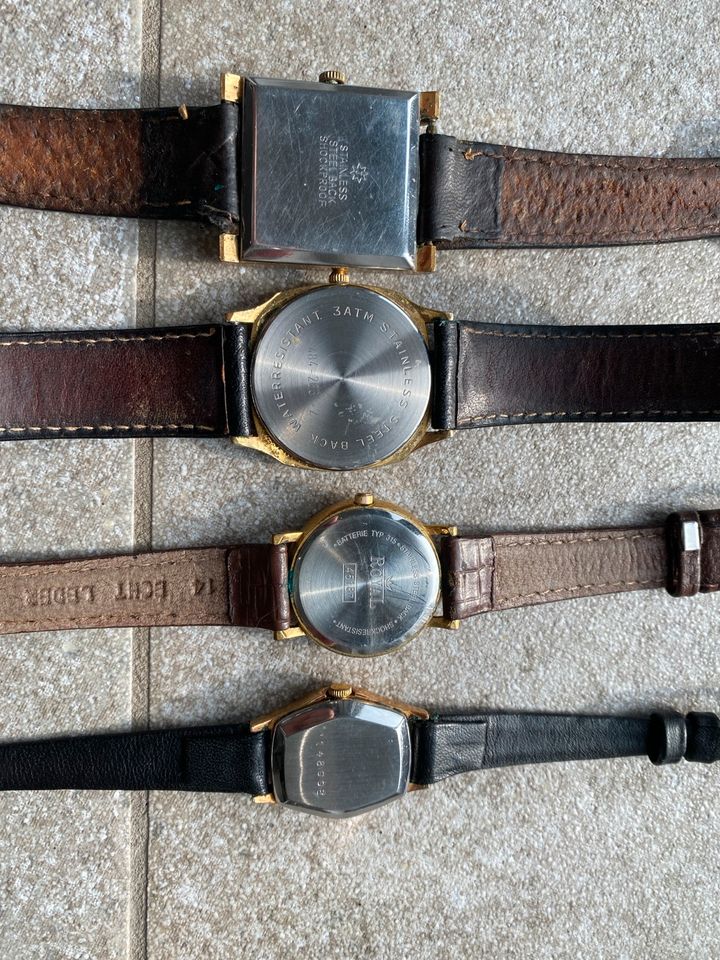 Alte Uhren in Alpen