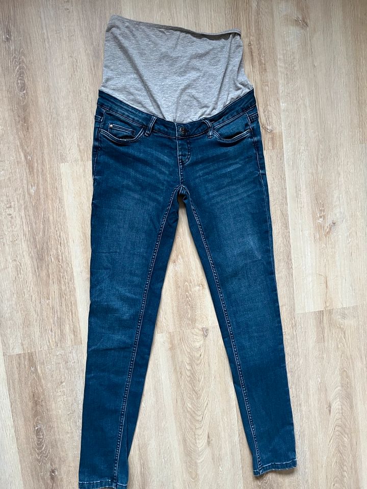 Umstandshose /-Jeans Gr. 38 in Melbeck